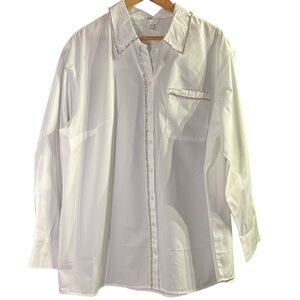 White Womens Shirt with Embellished Trim size 18/20. nwt